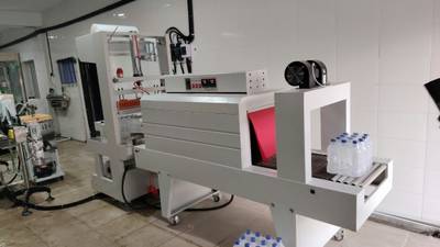Industrial Shrink Wrapper Machine