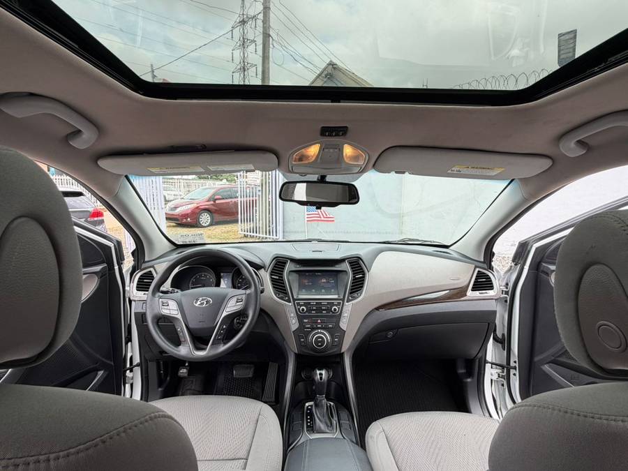 FOREIGN USED HYUNDAI SANTAFE 2017 MODEL