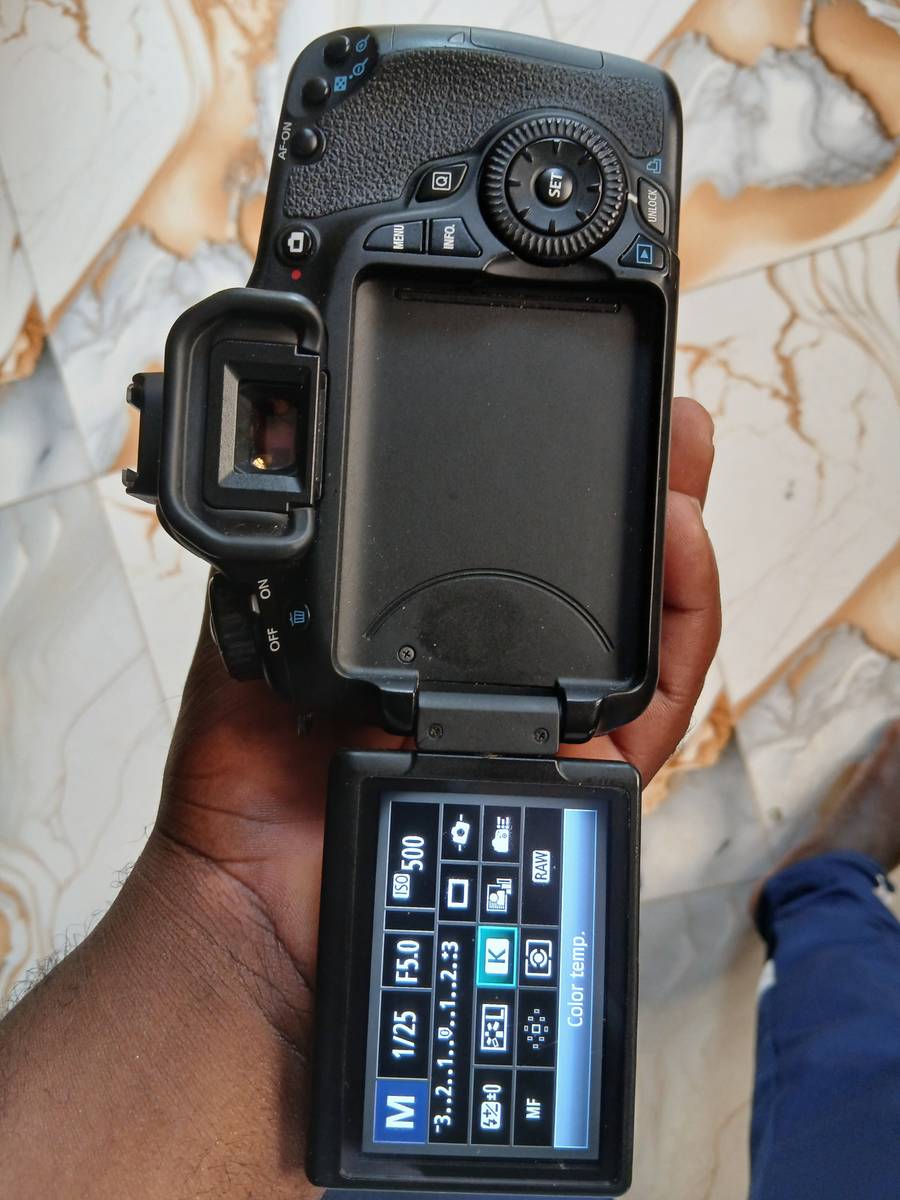 Camera canon 60D UK used