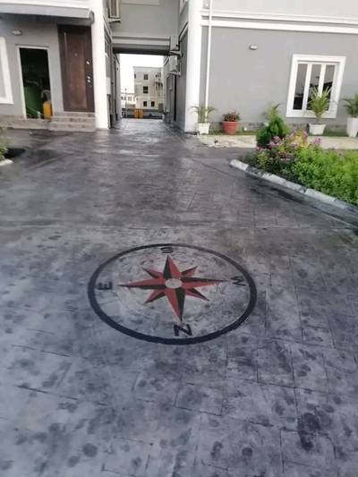 Stamped concrete floor insulation
