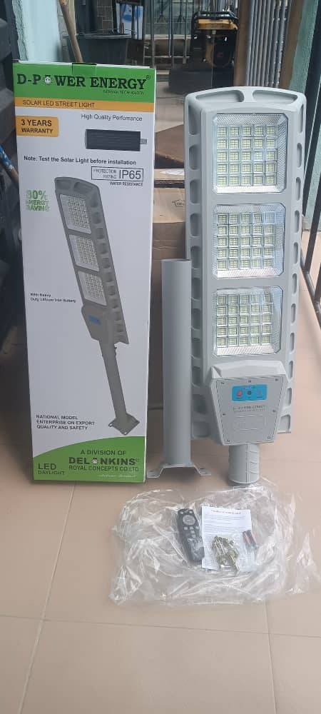 200w / 300w solar street light vellmax available