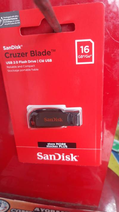 SanDisk USB flash drive