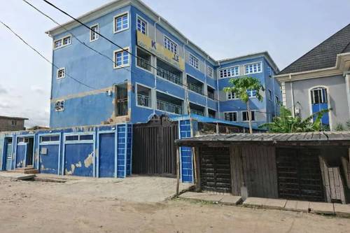 Work by Bidemi property agent
