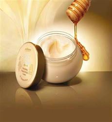 Milk and honey scrub and cream